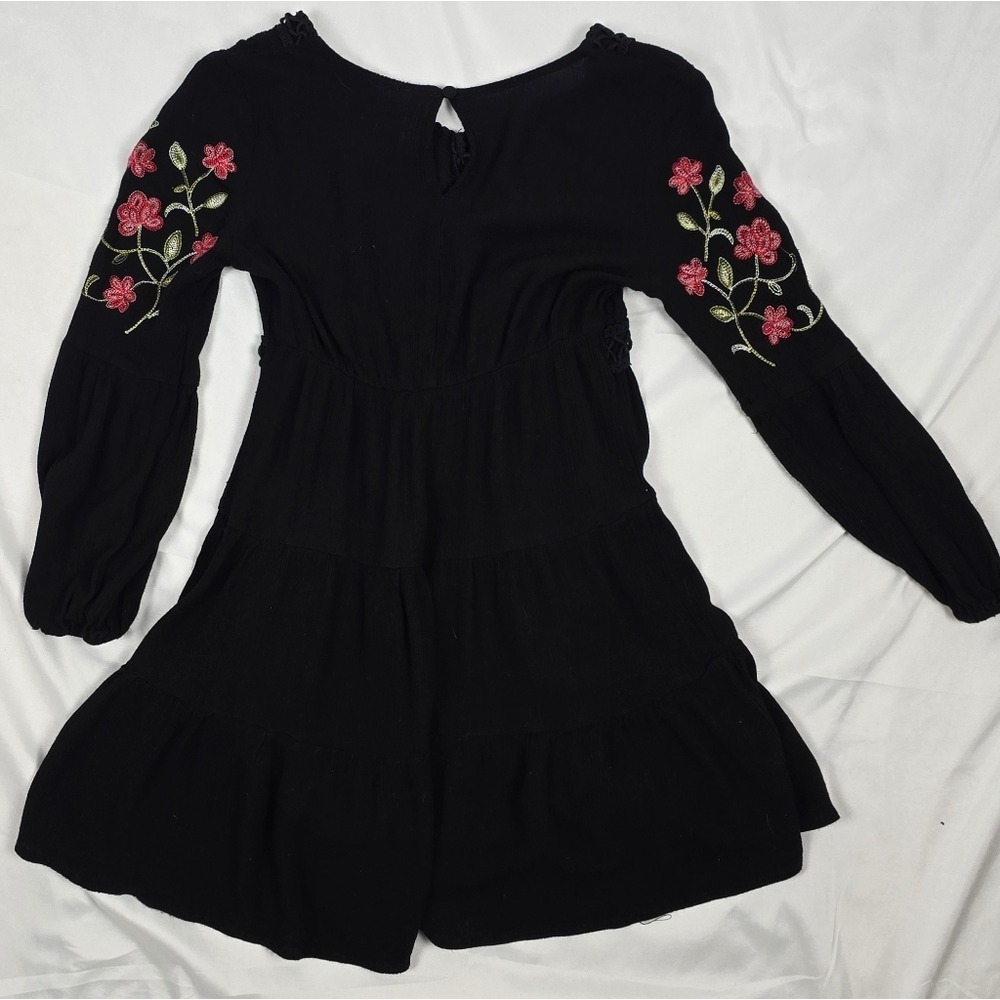 Francesca's Franki Sweetheart Black Floral Embroidered Babydoll Dress Girls YTH8 - Picture 3 of 6